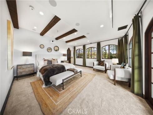 445 Isabella Ter , Corona del Mar, CA