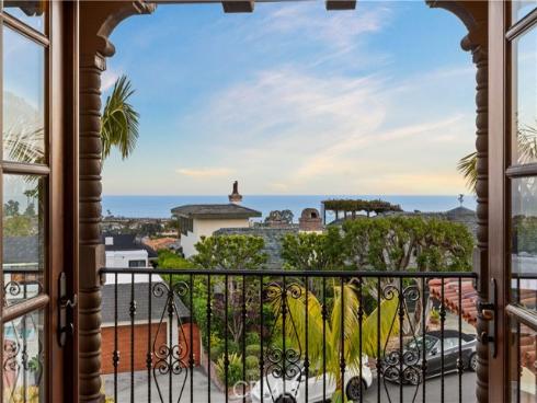445 Isabella Ter , Corona del Mar, CA