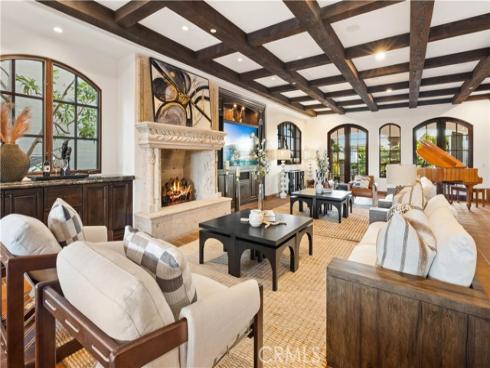 445 Isabella Ter , Corona del Mar, CA