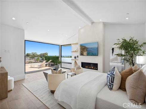 504 Hazel Drive, Corona del Mar, CA