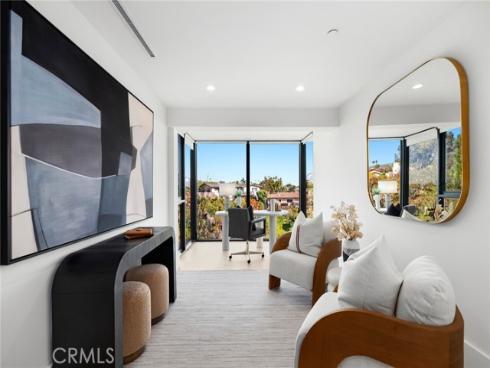 504 Hazel Drive, Corona del Mar, CA