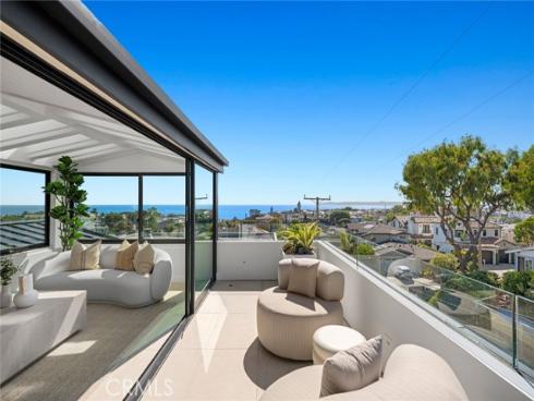 504 Hazel Drive, Corona del Mar, CA