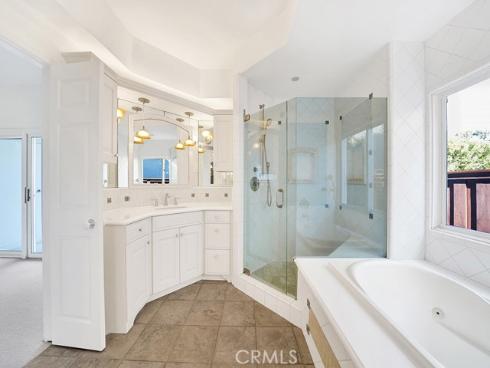 931 Gardenia Way, Corona del Mar, CA