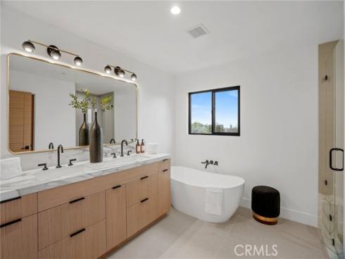 919 Sandcastle Drive, Corona del Mar, CA