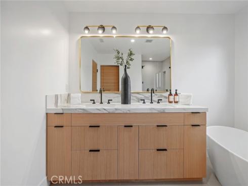 919 Sandcastle Drive, Corona del Mar, CA