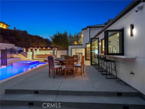 919 Sandcastle Drive, Corona del Mar, CA