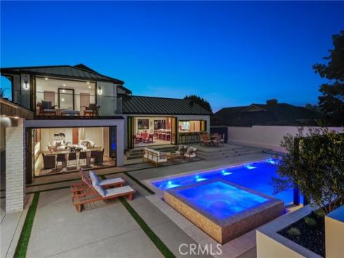 919 Sandcastle Drive, Corona del Mar, CA