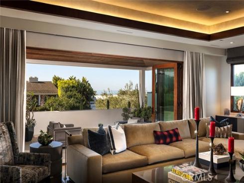 4512 Roxbury Road, Corona del Mar, CA