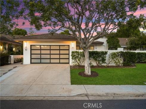 10 Maritime Drive, Corona del Mar, CA