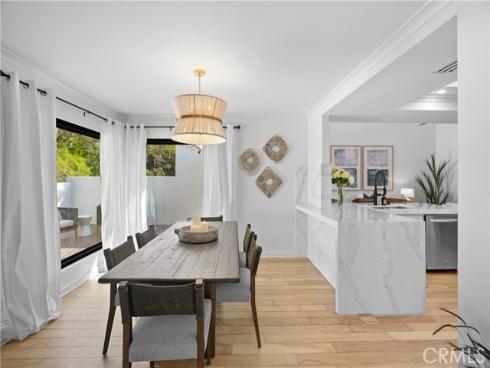 10 Maritime Drive, Corona del Mar, CA