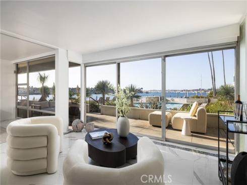 2525 Ocean 1C Boulevard, Corona del Mar, CA