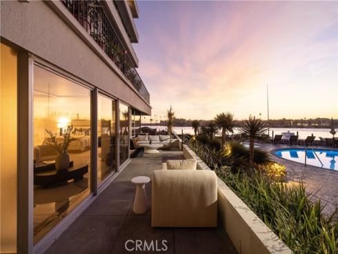 2525 Ocean 1C Boulevard, Corona del Mar, CA