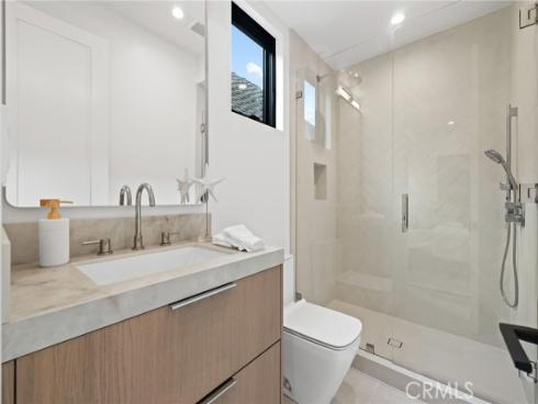 506 Avocado Avenue, Corona del Mar, CA