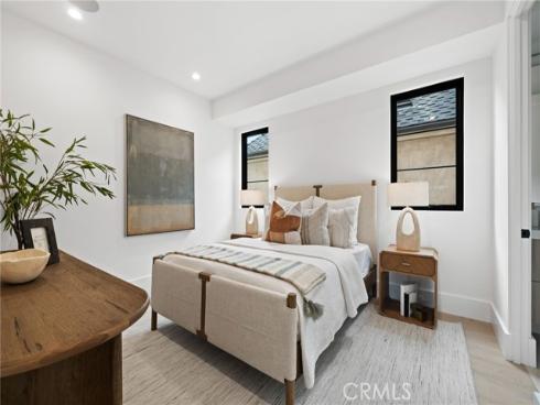 506 Avocado Avenue, Corona del Mar, CA