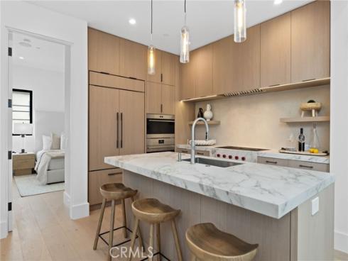 506 Avocado Avenue, Corona del Mar, CA