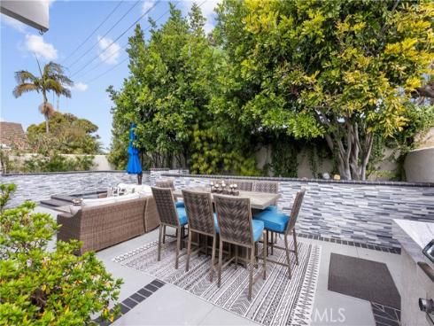 18  Jetty   Drive, Corona del Mar, CA