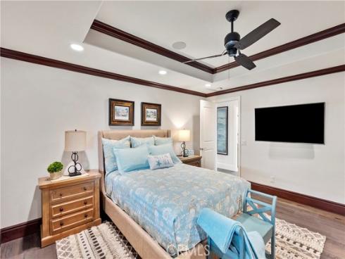 18  Jetty   Drive, Corona del Mar, CA