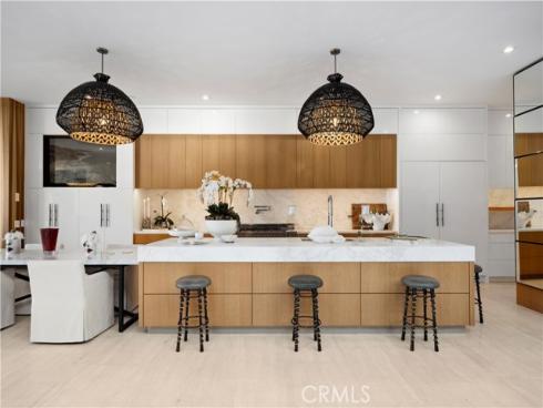 2914 Ocean Boulevard, Corona del Mar, CA