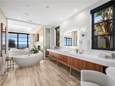 2914 Ocean Boulevard, Corona del Mar, CA