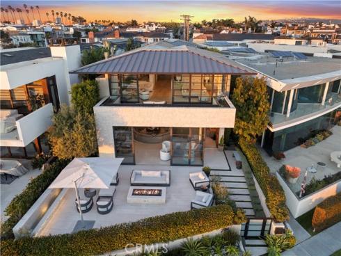 2914 Ocean Boulevard, Corona del Mar, CA