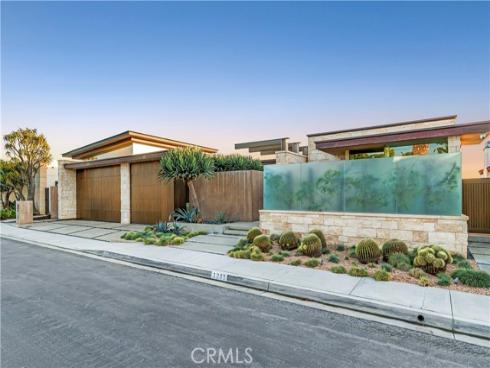 1231  Dolphin  , Corona del Mar, CA