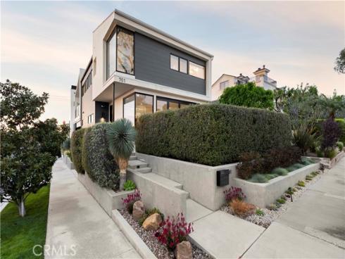 701  Poppy   Avenue, Corona del Mar, CA