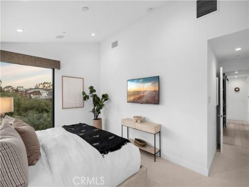 701  Poppy   Avenue, Corona del Mar, CA