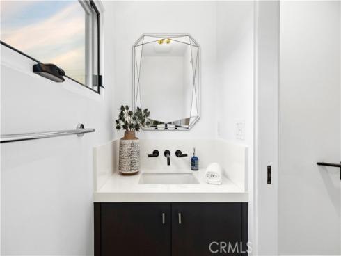 701  Poppy   Avenue, Corona del Mar, CA