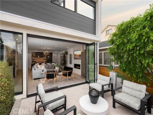 701  Poppy   Avenue, Corona del Mar, CA