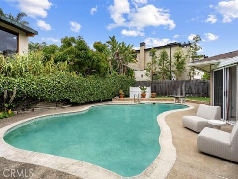 251 Driftwood Road, Corona del Mar, CA