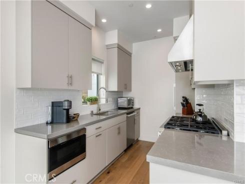 3920 E Coast Highway , Corona del Mar, CA