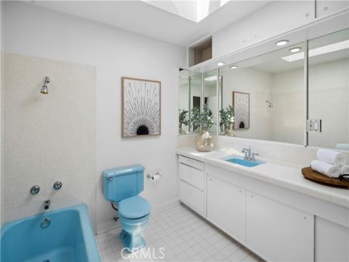 310 Marigold Avenue, Corona del Mar, CA