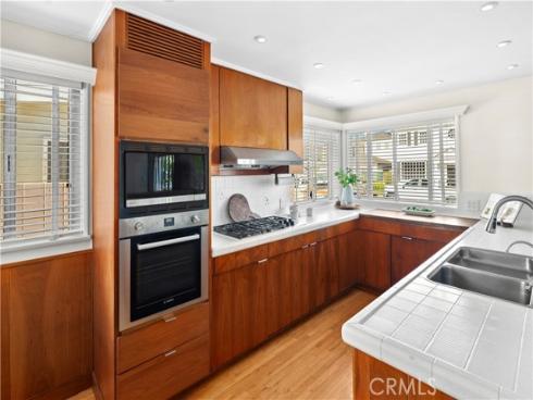 310 Marigold Avenue, Corona del Mar, CA