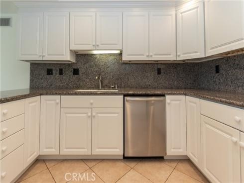 48 White Water Drive, Corona del Mar, CA