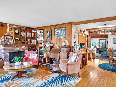 531 Seaward Road, Corona del Mar, CA