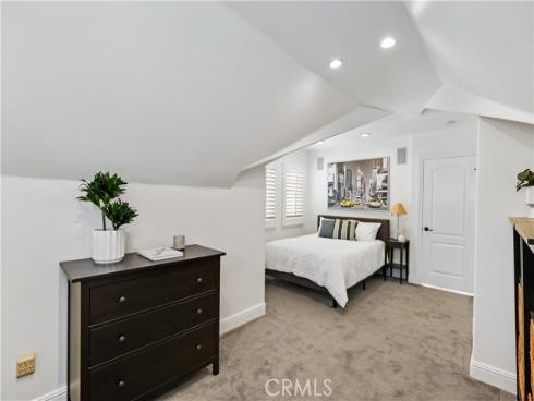 510 Marguerite B Avenue, Corona del Mar, CA