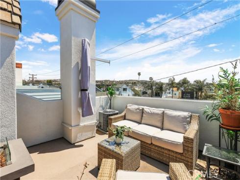 510 Marguerite B Avenue, Corona del Mar, CA