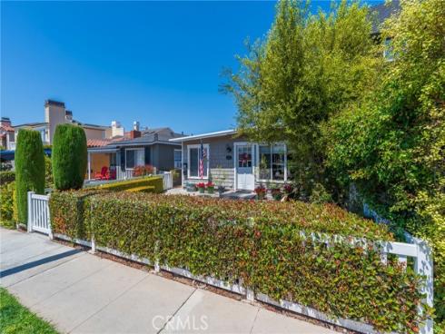 711 Goldenrod Avenue, Corona del Mar, CA