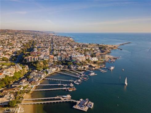 711 Goldenrod Avenue, Corona del Mar, CA