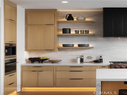 412 Heliotrope Avenue, Corona del Mar, CA