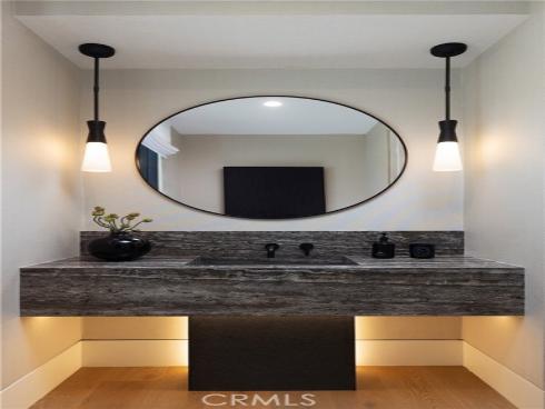 412 Heliotrope Avenue, Corona del Mar, CA