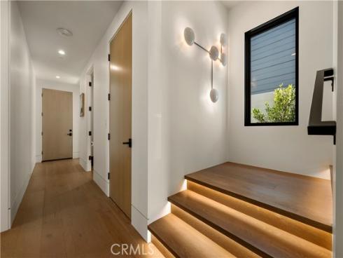 412 Heliotrope Avenue, Corona del Mar, CA