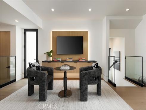 412 Heliotrope Avenue, Corona del Mar, CA