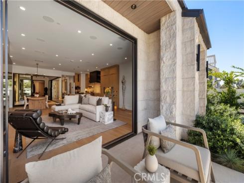 412 Heliotrope Avenue, Corona del Mar, CA