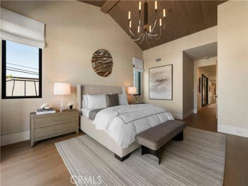 412 Heliotrope Avenue, Corona del Mar, CA