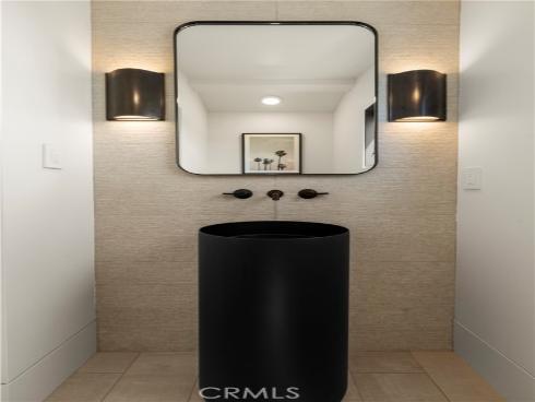 412 Heliotrope Avenue, Corona del Mar, CA