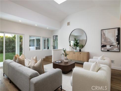 1007 White Sails Way, Corona del Mar, CA