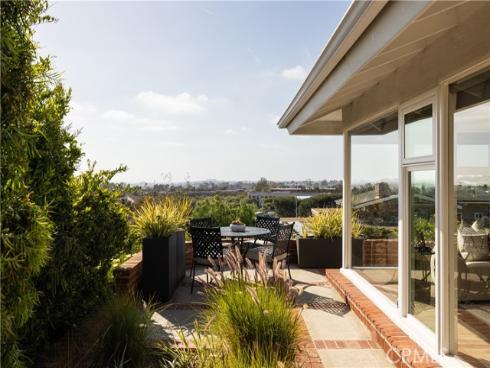 1007 White Sails Way, Corona del Mar, CA