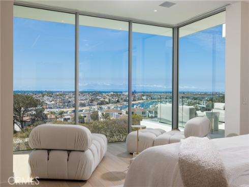 1119 Dolphin , Corona del Mar, CA