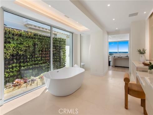 1119 Dolphin , Corona del Mar, CA